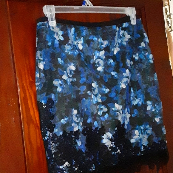 Tahari Dresses & Skirts - Tahari blue and black lace skirt sz 8
